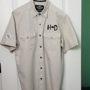 H-D embroidered lightweight snap up shirt Sz M